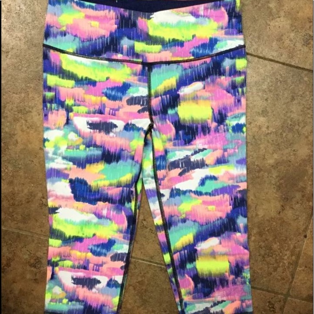 Victoria’s Secret sport crop